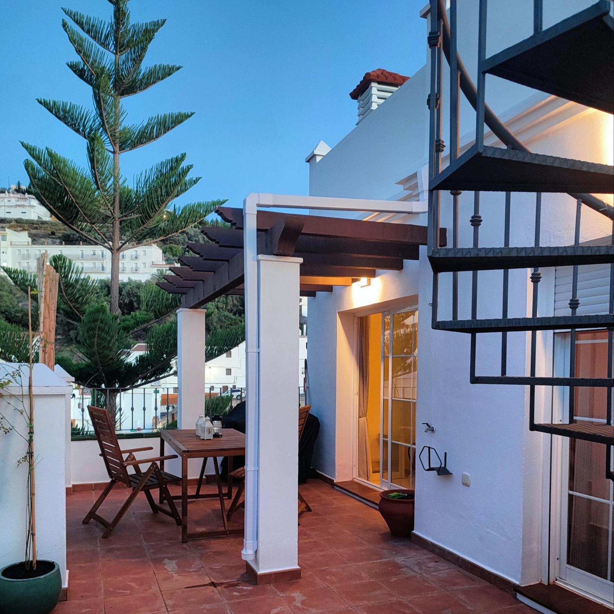 Penthouse With Hot Tub And Air Conditioning Offering Breathtaking Panoramic Mountain And Sea Views Cómpeta Buitenkant foto